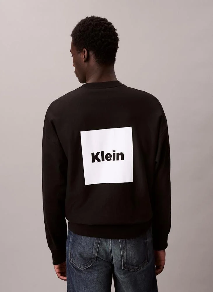 كالفن كلاين جينز سويت شيرت مريح بطبعة شعار من الفليس الفاخر