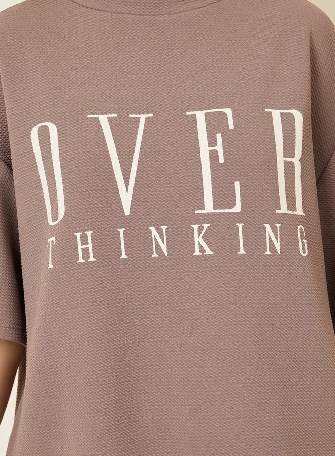 Styli Oversized Contrast Slogan Print Textured T-Shirt - Image 4