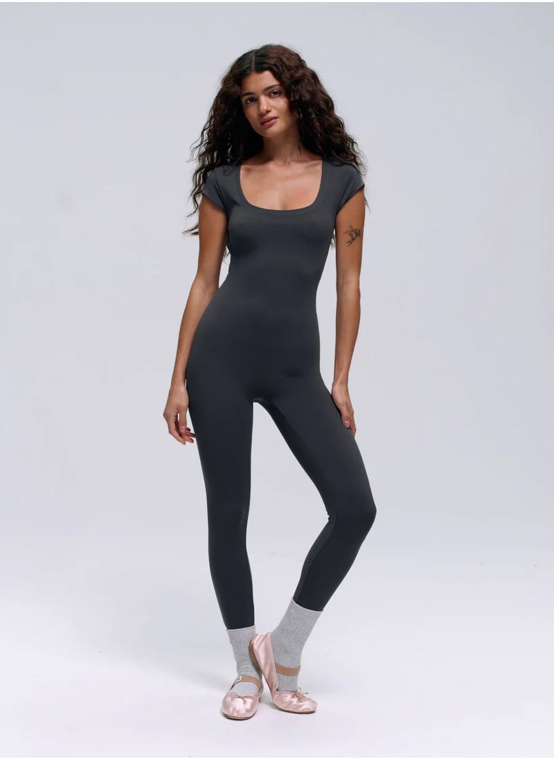 Vicino Vicino Women's Round Neck Short Sleeve Sports Jumpsuit - Grey  - Image 1