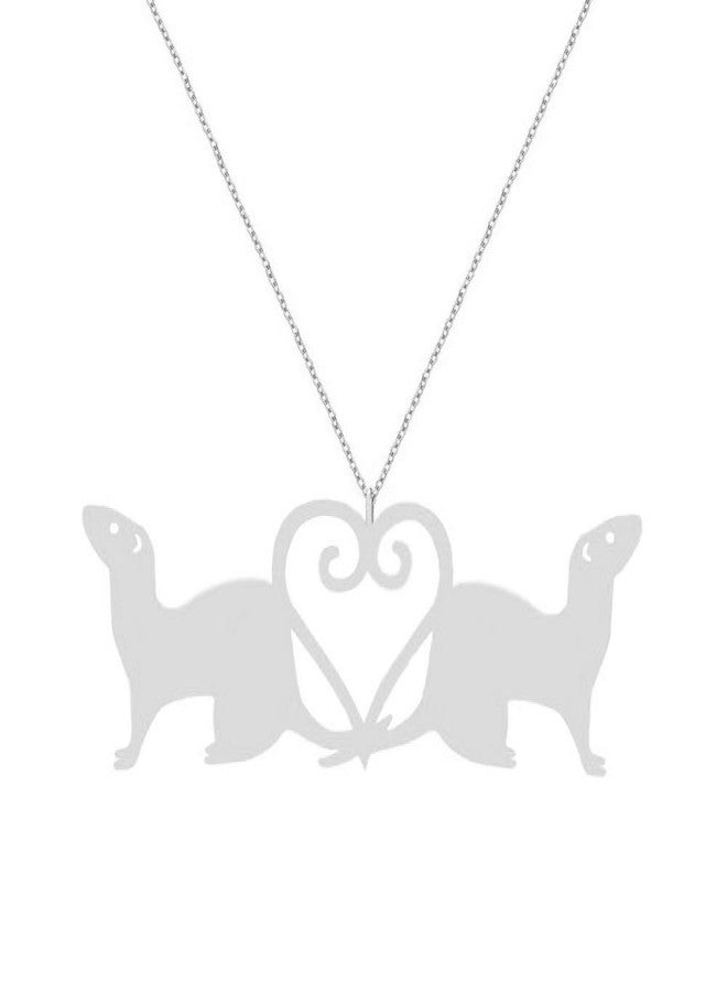 نوماندا قلادة نوماندا العصرية على شكل قلب مع حيوانين من فصيلة النمس، قلادة كلاسيكية مجوفة على شكل حيوان (فضية) - Image 1