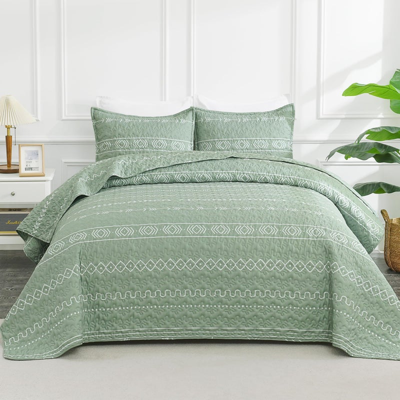 Andency Sage Green Quilt Set Queen 90x96 Inch 3 Pieces1 Striped Triangle Printed Quilt and 2 Pillowcases Bohemian Summer Lightweight Reversible Microfiber Bedspread Coverlet Sets