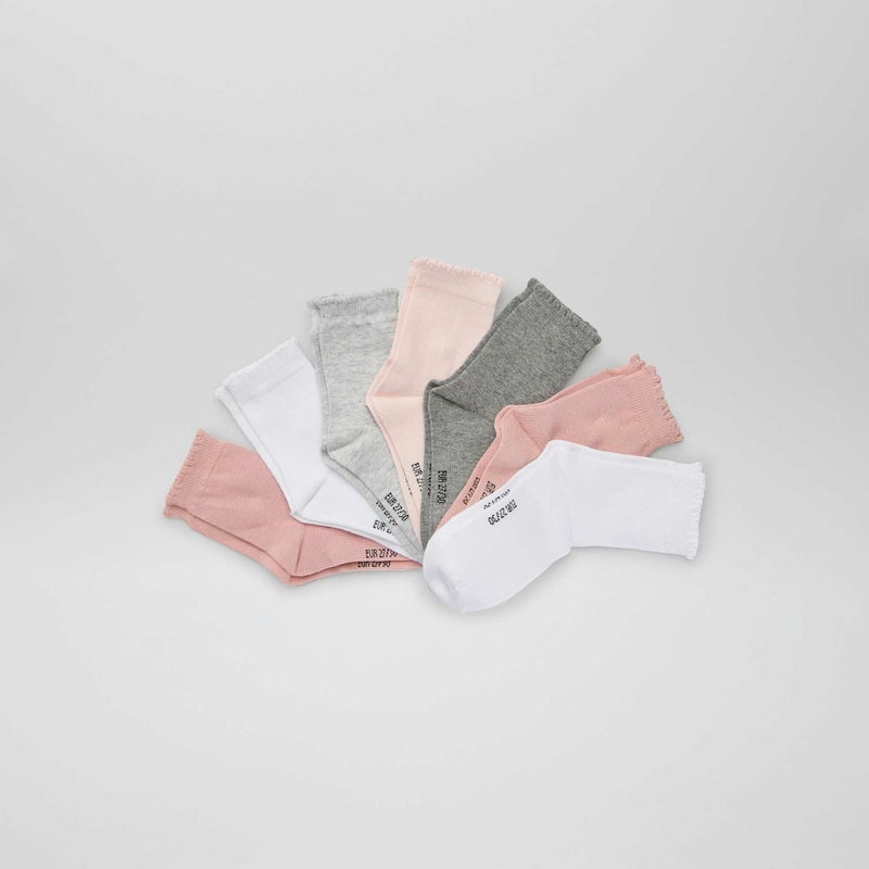 Girls Pack of 7 pairs of plain ankle socks