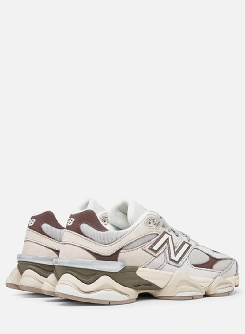 New Balance 9060 Low Top Sneakers