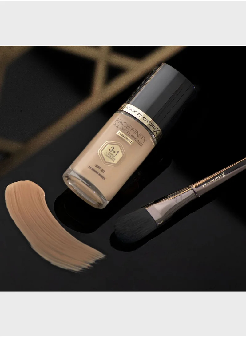 Max Factor Pro Foundation Brush F2 by Mashael Ajeel