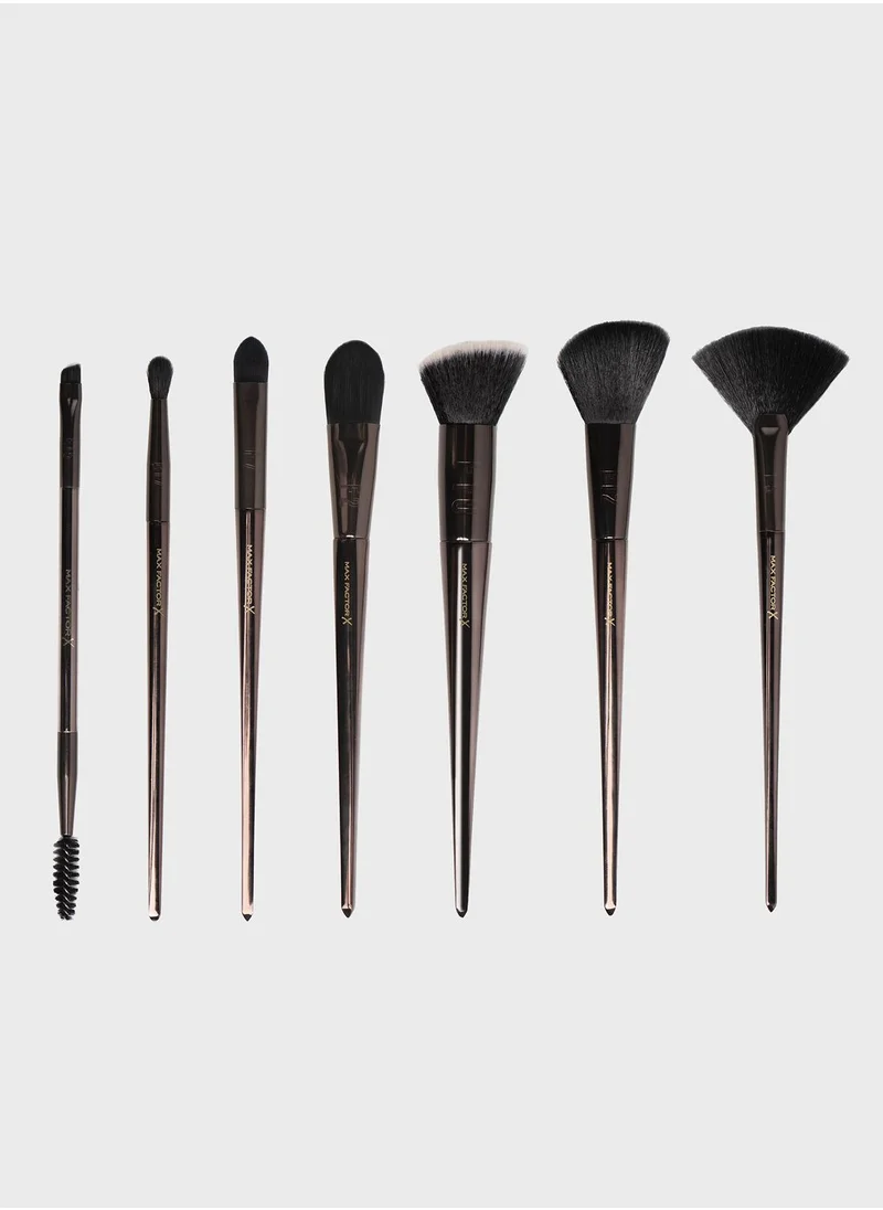 Max Factor Pro Foundation Brush F2 by Mashael Ajeel