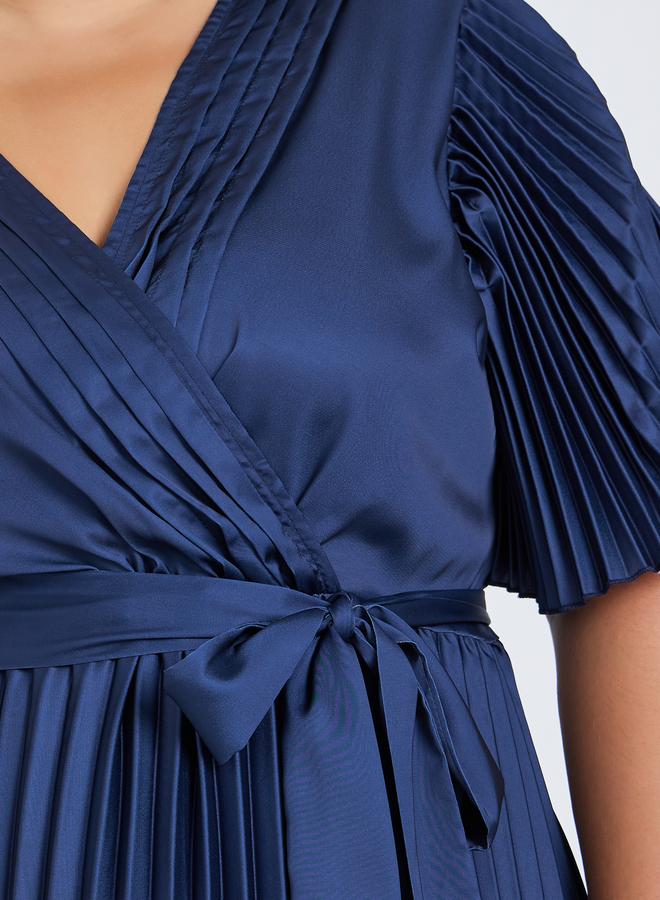 Styli فستان ميدي مزخرف بالأزهار مع طيات بحجم كبير - Image 4