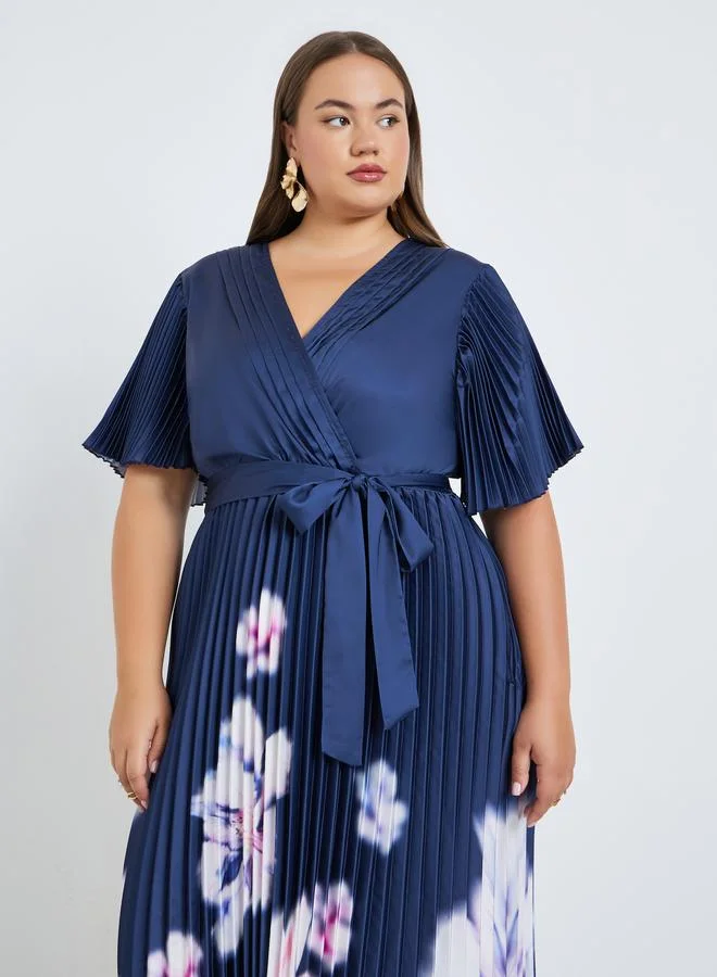 Styli Plus Size Floral Pleated Wrap Midi Dress
