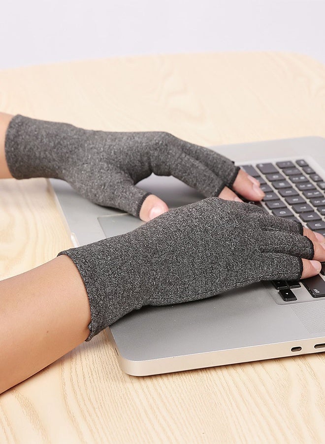 Half-finger pressure gloves with knuckle protection - Image 4