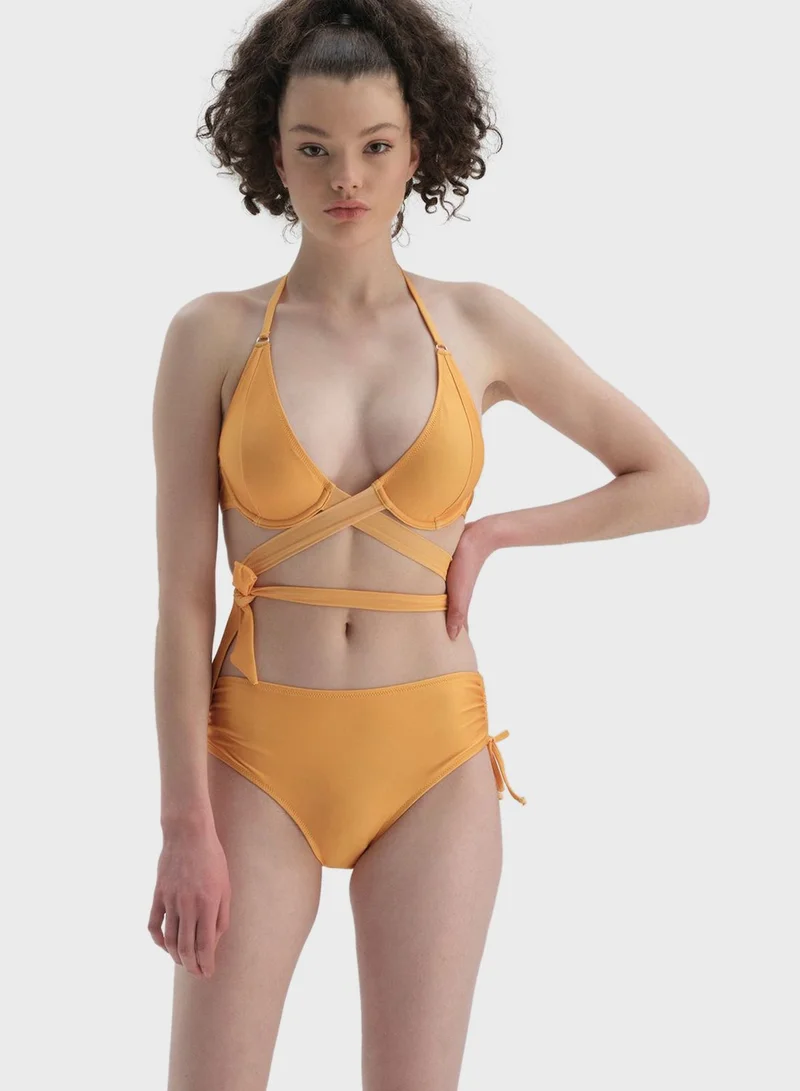 dagi Halter Neck Tie Detail Bikini Top
