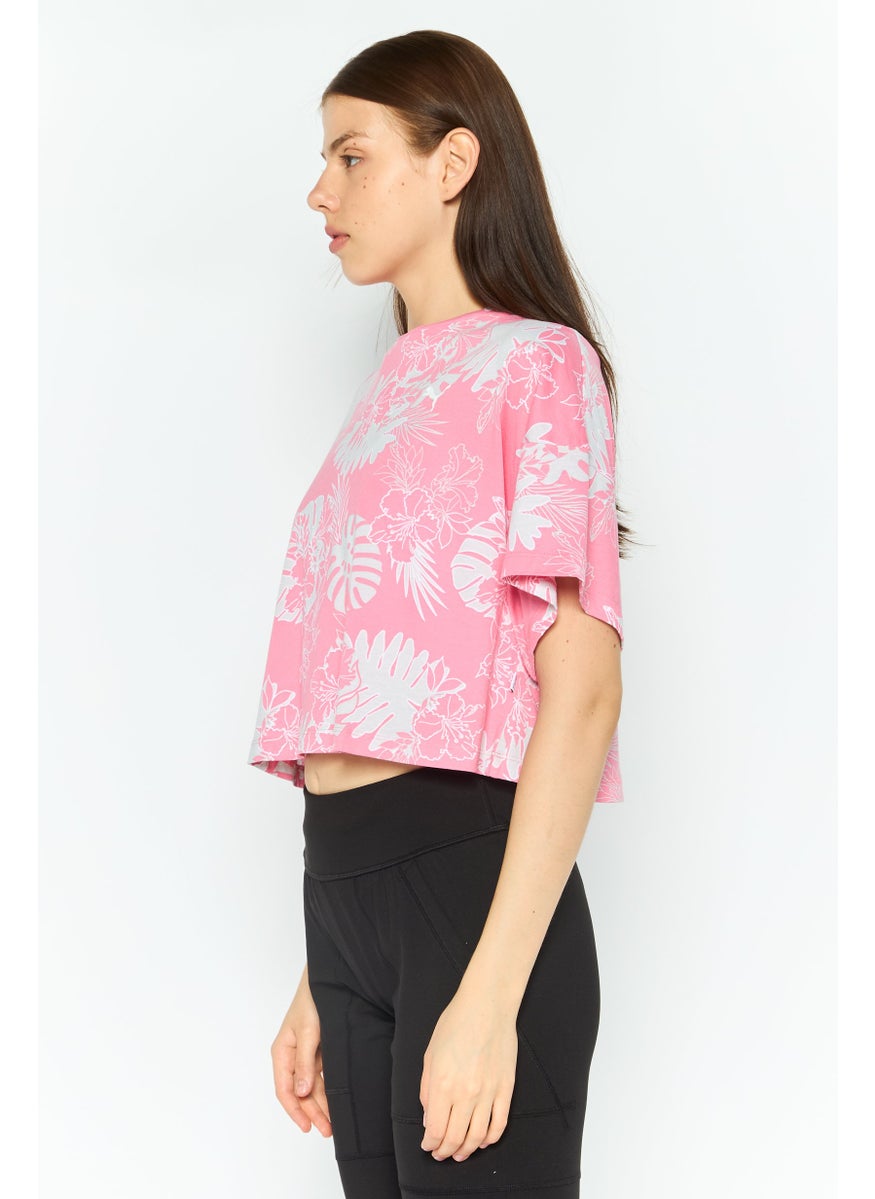 PUMA Women Sportswear Fit Short Sleeve Running Crop Top, Pink  - Image 3