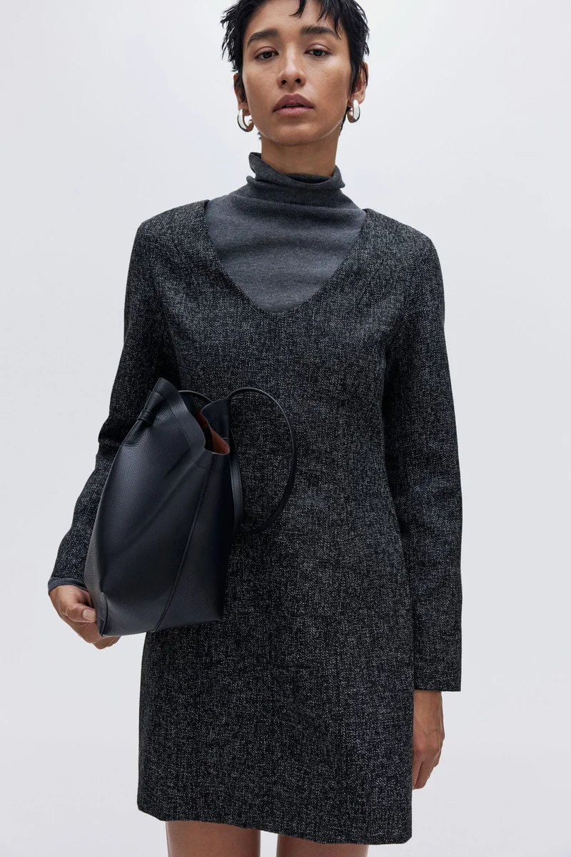 H&M Long-sleeved bouclé dress