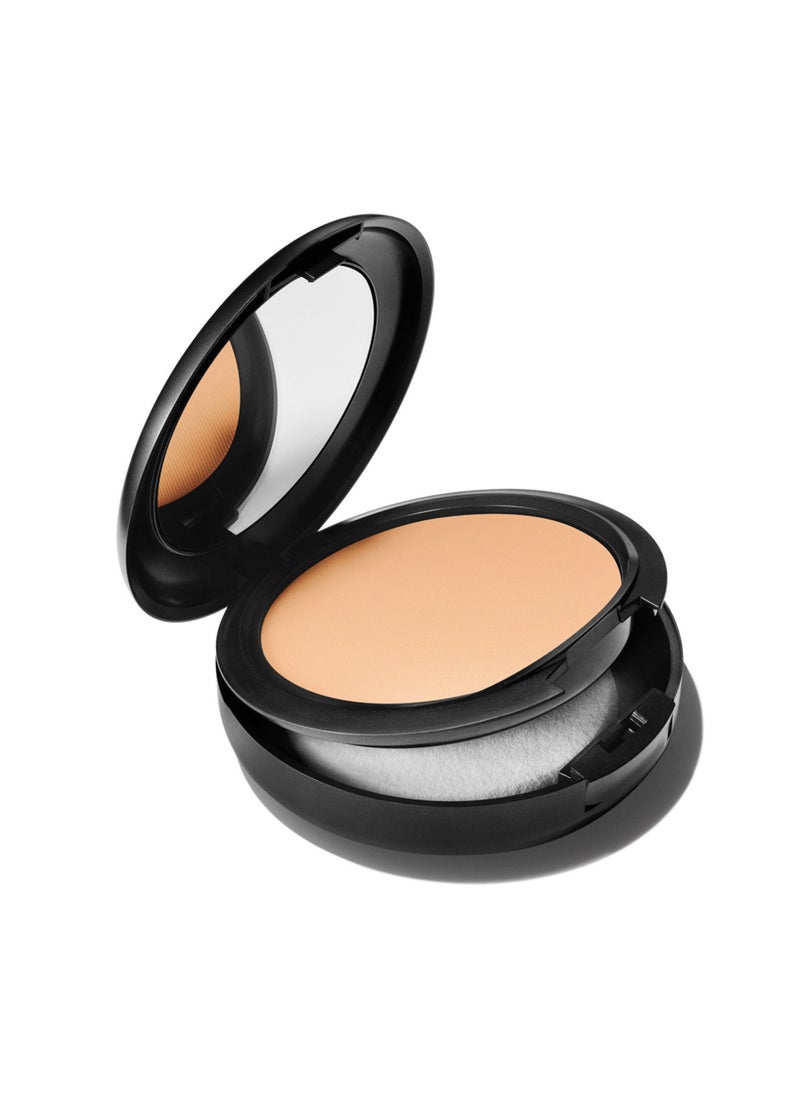 MAC Cosmetics Studio Fix Powder Plus Foundation Golden beige with neutral undertone for medium skin NC40 15g  - Image 1