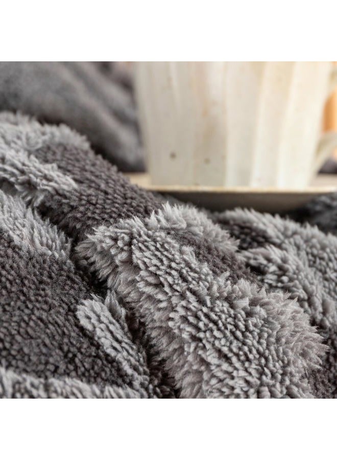 UKELER Sherpa Throw Blanket 50 × 60 inches, Classical Houndstooth Ultra Soft Sherpa Fleece Blanket for All Season, Warm Cozy Boho Blankets for Bed Couch Sofa Office Camping, Dark Grey - Image 5