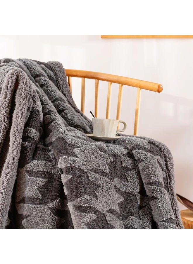 UKELER Sherpa Throw Blanket 50 × 60 inches, Classical Houndstooth Ultra Soft Sherpa Fleece Blanket for All Season, Warm Cozy Boho Blankets for Bed Couch Sofa Office Camping, Dark Grey - Image 4