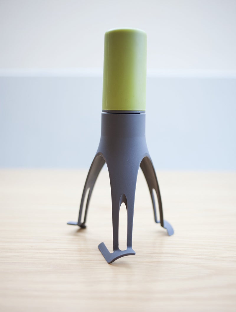 Uutensil Stirr - the Unique Automatic Pan Stirrer - Longer Nylon Legs, Olive Green - Image 5