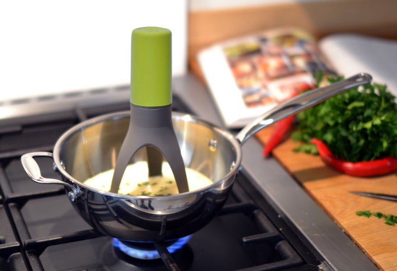 Uutensil Stirr - the Unique Automatic Pan Stirrer - Longer Nylon Legs, Olive Green - Image 4