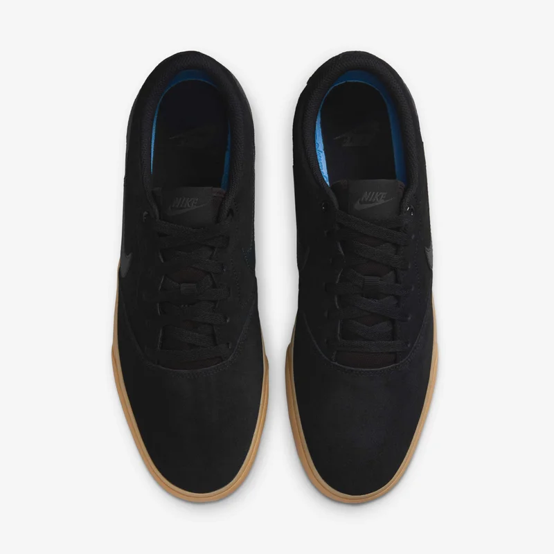 نايكي Men's SB Charge Suede Shoes