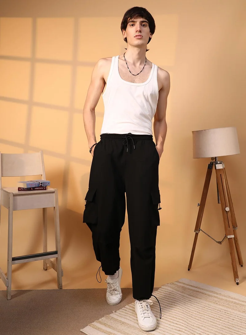 كامبوس سوترا Men's Onyx Black Solid Cargo Parachute Trousers