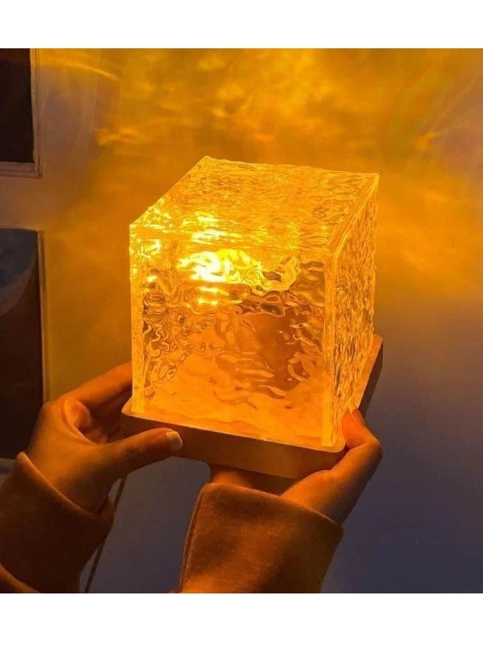 مصباح دوار بنمط مائي USB - مصباح مكتبي ديناميكي أكريليك، مصباح ليلي وزينة مكتبية للمنزل والمكتب وغرفة النوم - هدية مثالية مع خيارات الإضاءة الدافئة أو تغيير الألوان بـ16 لوناً عبر جهاز التحكم عن بعد - Image 2