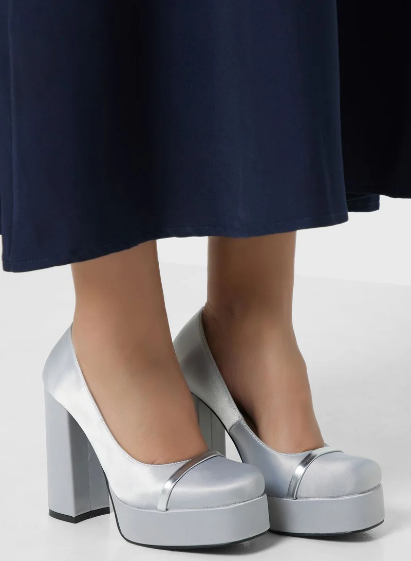 Khizana Satin Platform Pump
