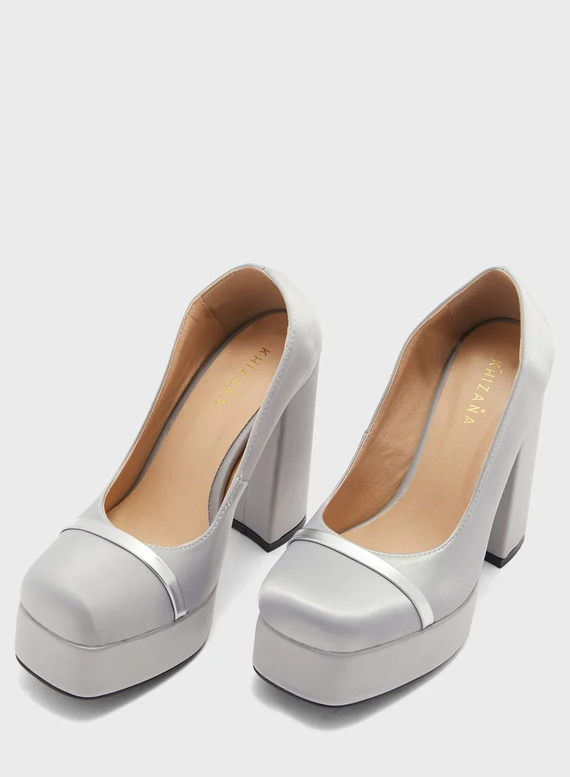 Khizana Satin Platform Pump