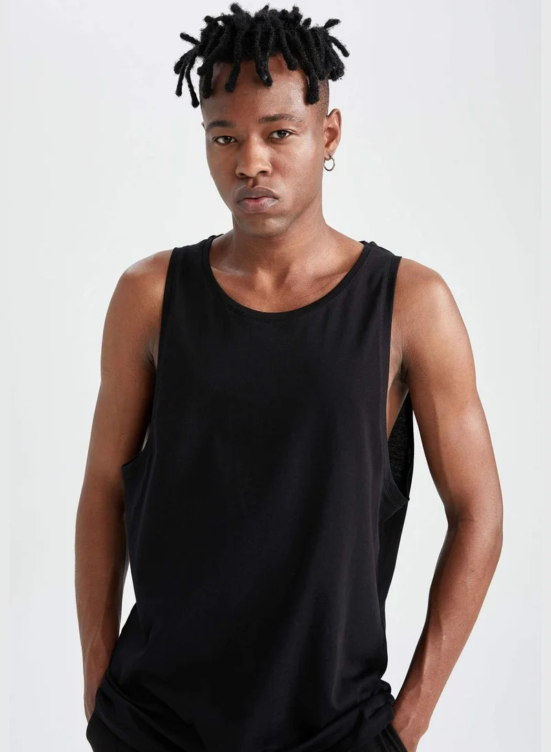 ديفاكتو Slim Fit Strappy Vest
