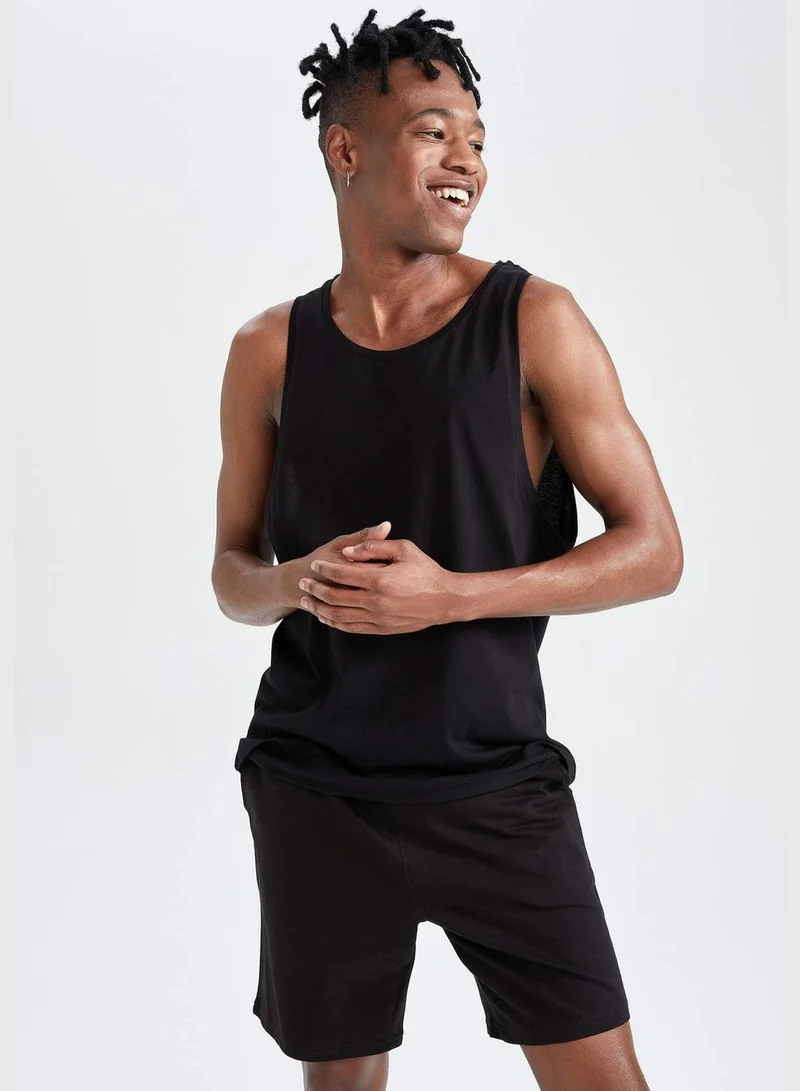 ديفاكتو Slim Fit Strappy Vest