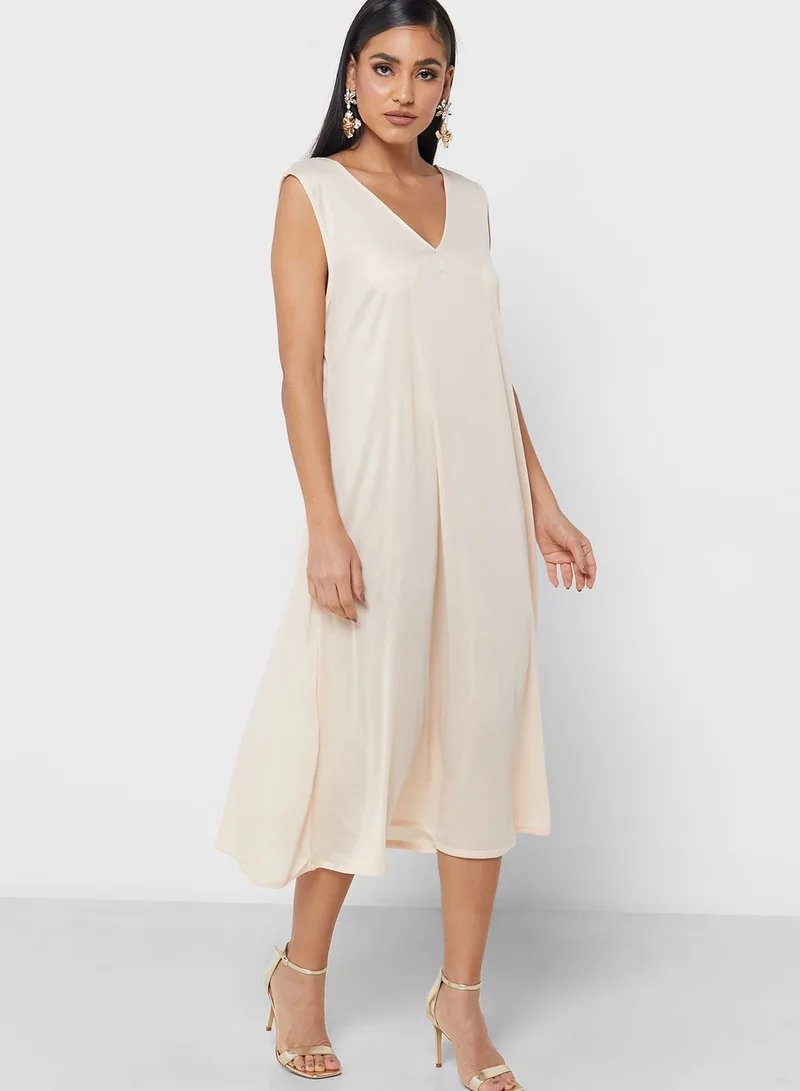Golden Apple Striped V-Neck Jalabiya