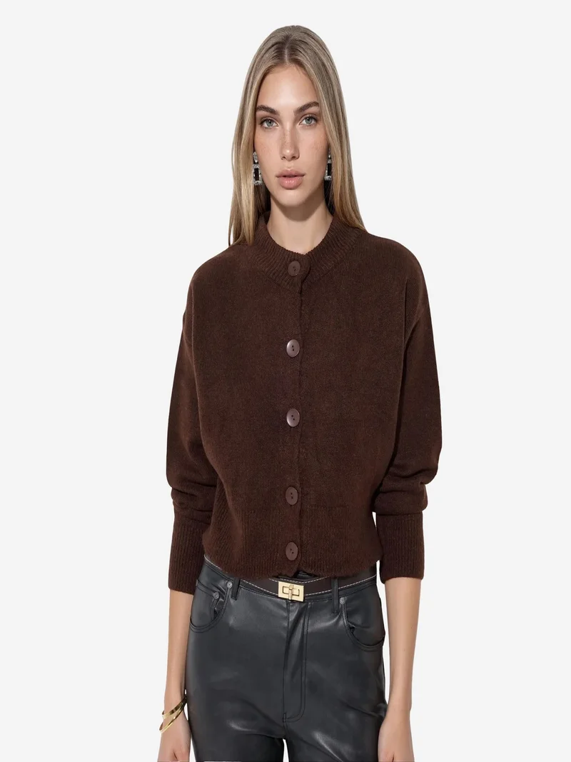 فيورنا VIORNA Crop Ribbed Cardigan With Buttons
