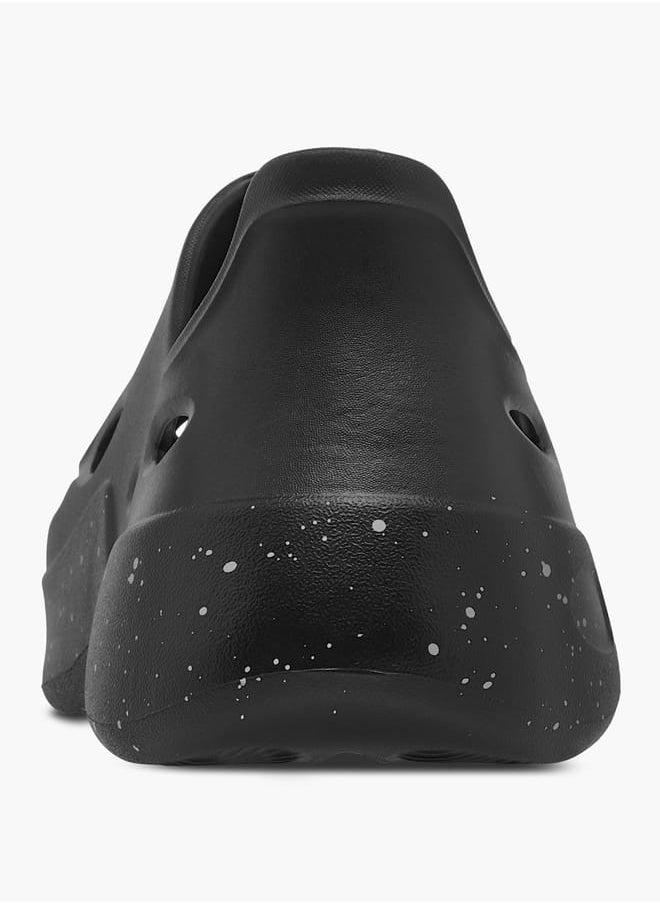 Lee Cooper Men's Printed Slip-On Clogs with Cutout Detail  - Image 4