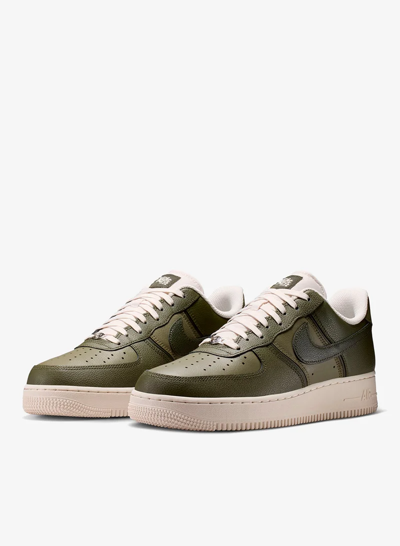 Nike CARGO KHAKI/SEQUOIA-MED OLIVE-PHANTOM Air Force 1 '07 Lv8 Sport for Men | Best Price UAE