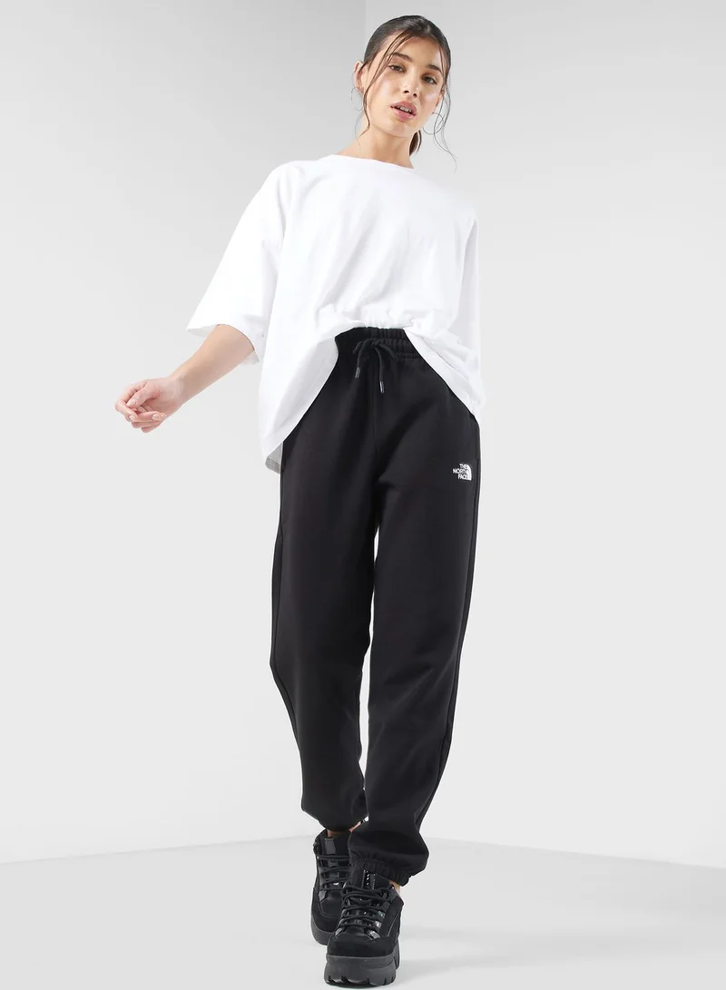 THE NORTH FACE Essential Sweatpants