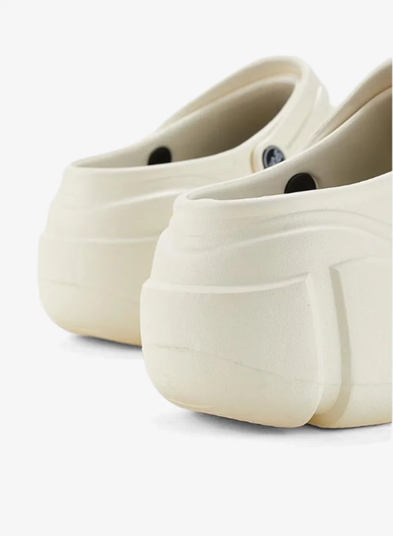 Sneak-a-Peek Cut-Out Detail Platform Hollow Clogs