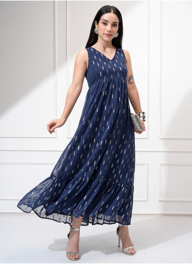 فيشود Vishudh Women Ethnic Motifs Pattern V Neck A-Line Maxi Dress