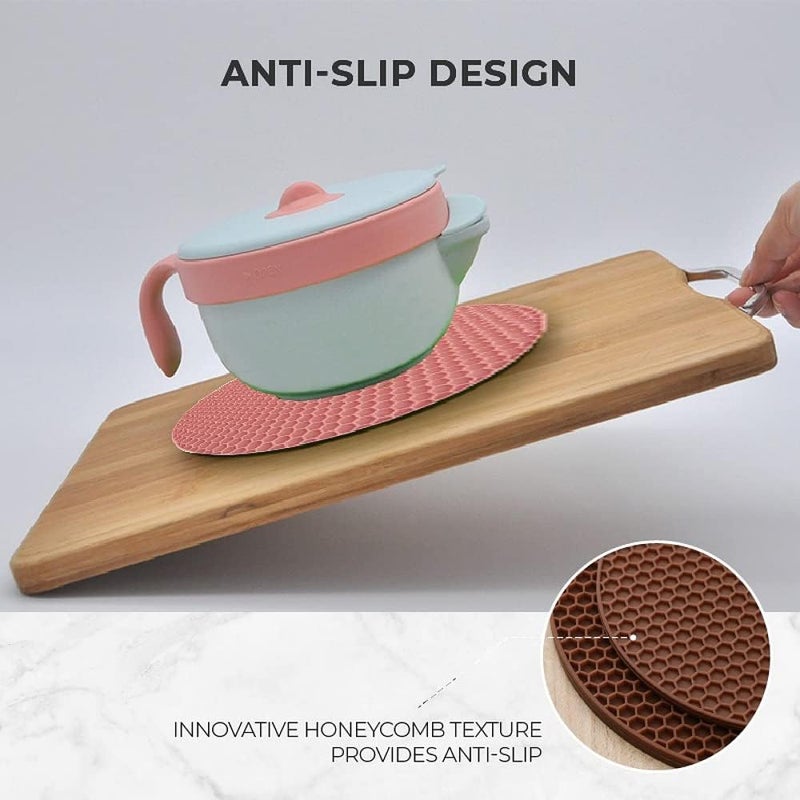 ADBERG ADBERG Silicone Pot Holder and Oven Mitts, Multipurpose Non-Slip Insulation Honeycomb Rubber Hot Pads Trivet, Heat Resistant Antislip Place Mat for Home Use (Pack of 4)  - Image 3