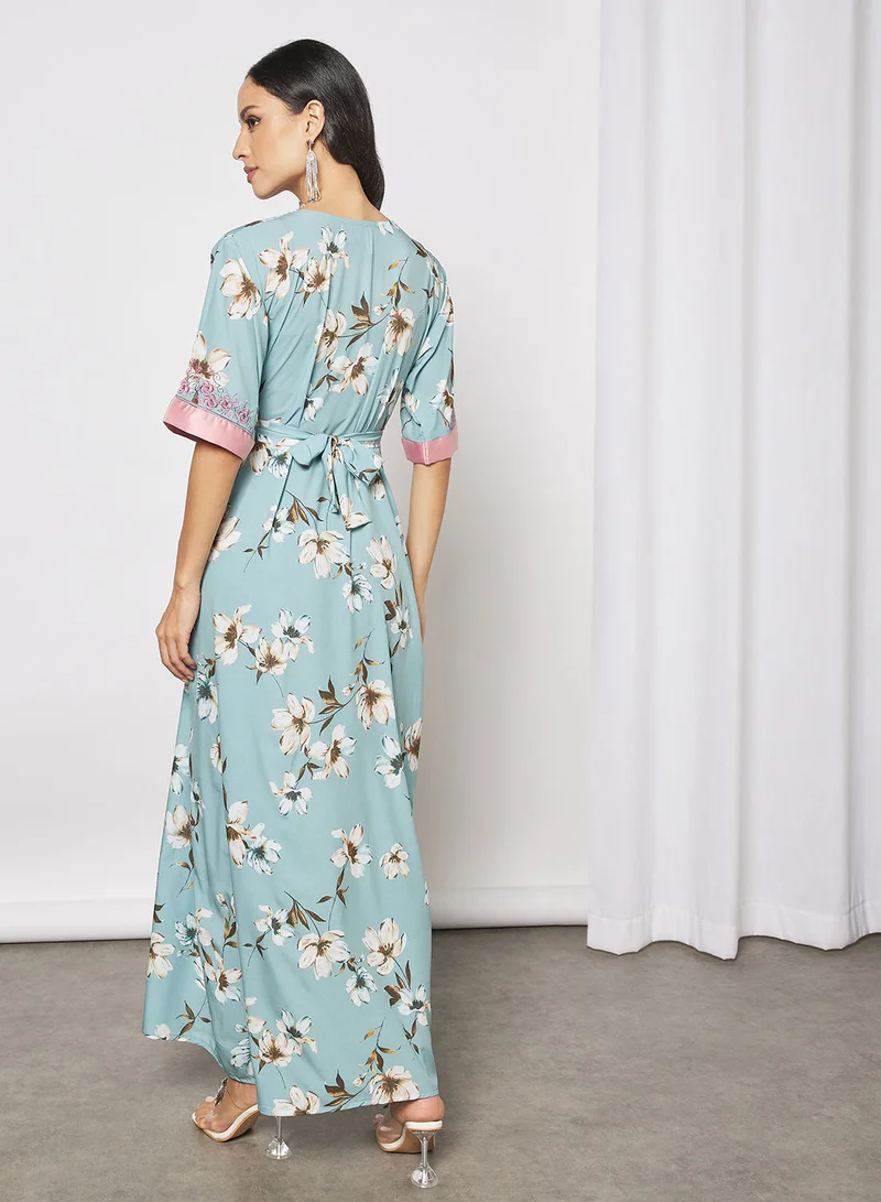 Hayat Floral Jalabiya With Floral Embroidery In Front And Wrist With Belt