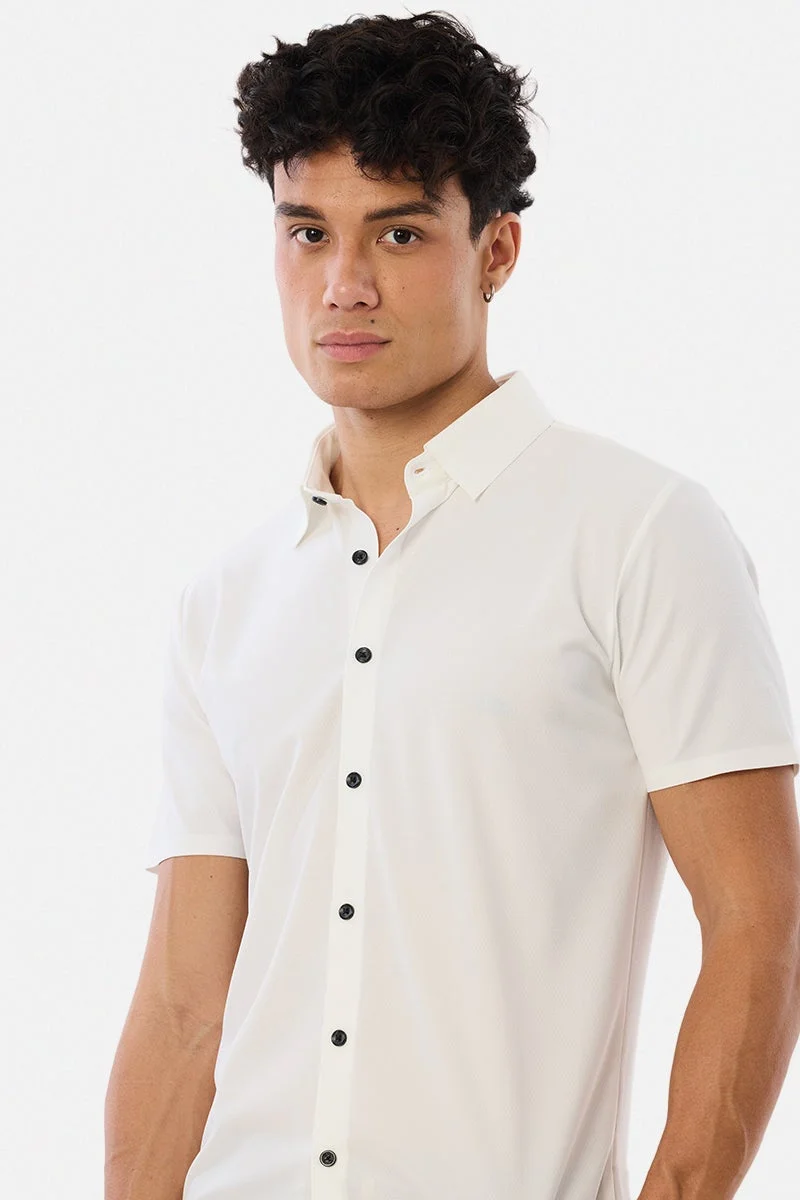 سنيتش White Solid Half Sleeve Slim Fit Shirt