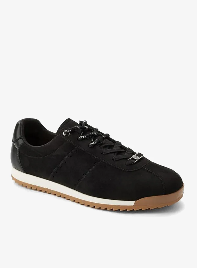 سيليست Women Lace-Up Ankle Sneakers