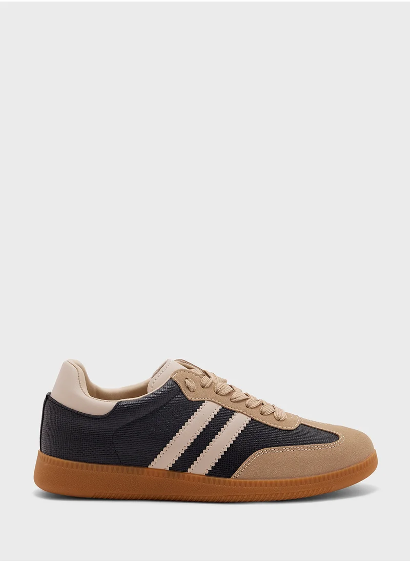 Ginger Stripe Detail Sneakers