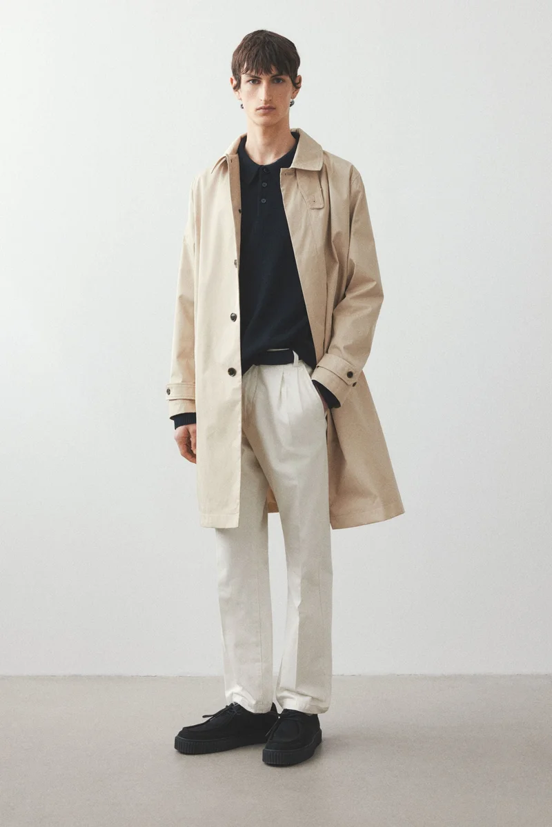 اتش اند ام بنطلون تشينو بقصّة عادية وكسرات على الساقين