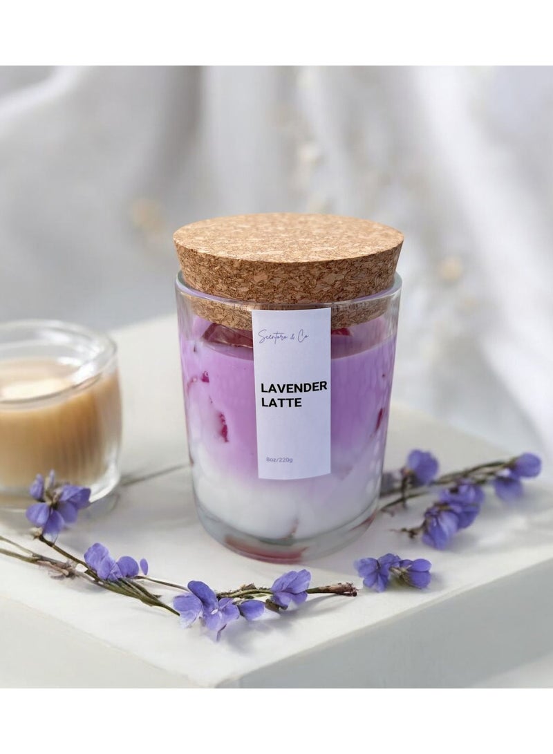 شمعة معطرة برائحة اللافندر لاتيه 8x9 سم 6 أونصة 220 غ - شمع الصويا، العلاج بالروائح، رائحة منزلية منعشة تدوم طويلاً وهدية - ديكور المنزل - Image 2