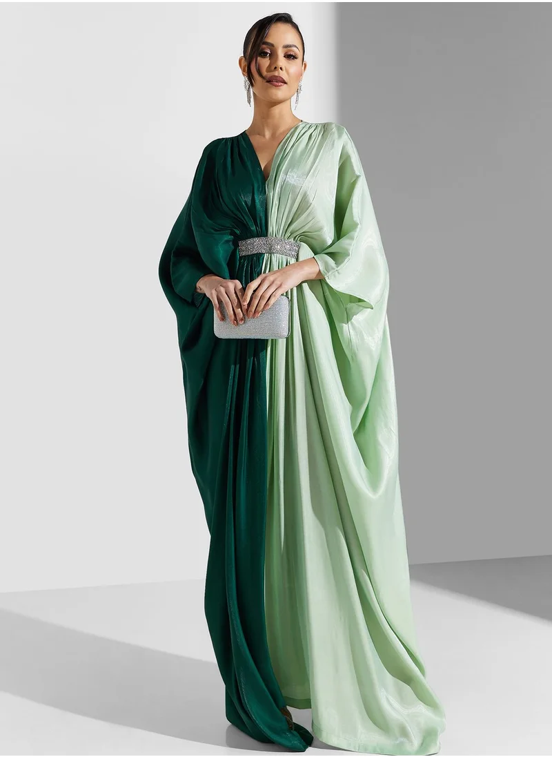 Khizana Two Kaftan With Embellished Waist