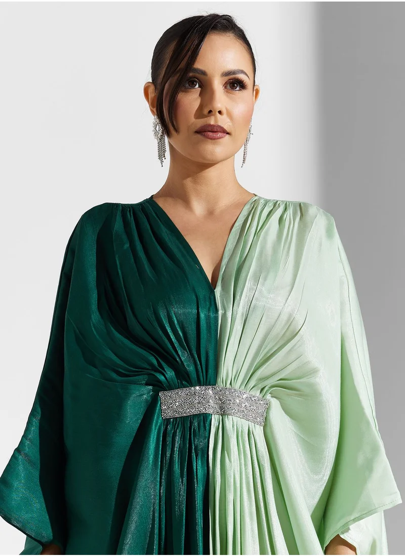 Khizana Two Kaftan With Embellished Waist