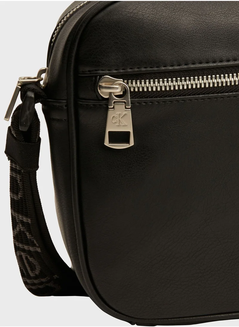 Calvin Klein Jeans Logo Camera Bag