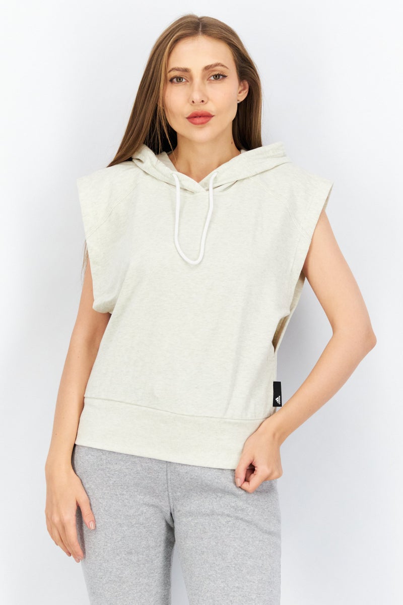 Adidas بلوزة تدريب بدون أكمام بغطاء رأس للنساء، رمادي هيثر - Image 1