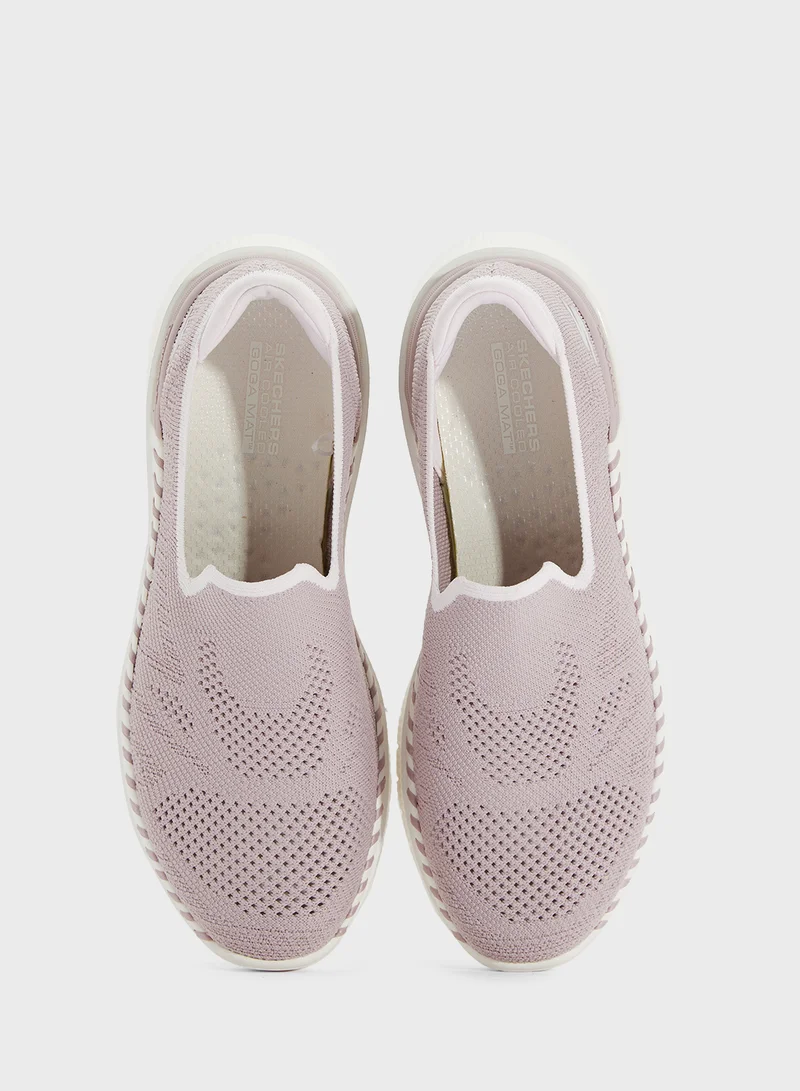 SKECHERS Go Walk Smart 3