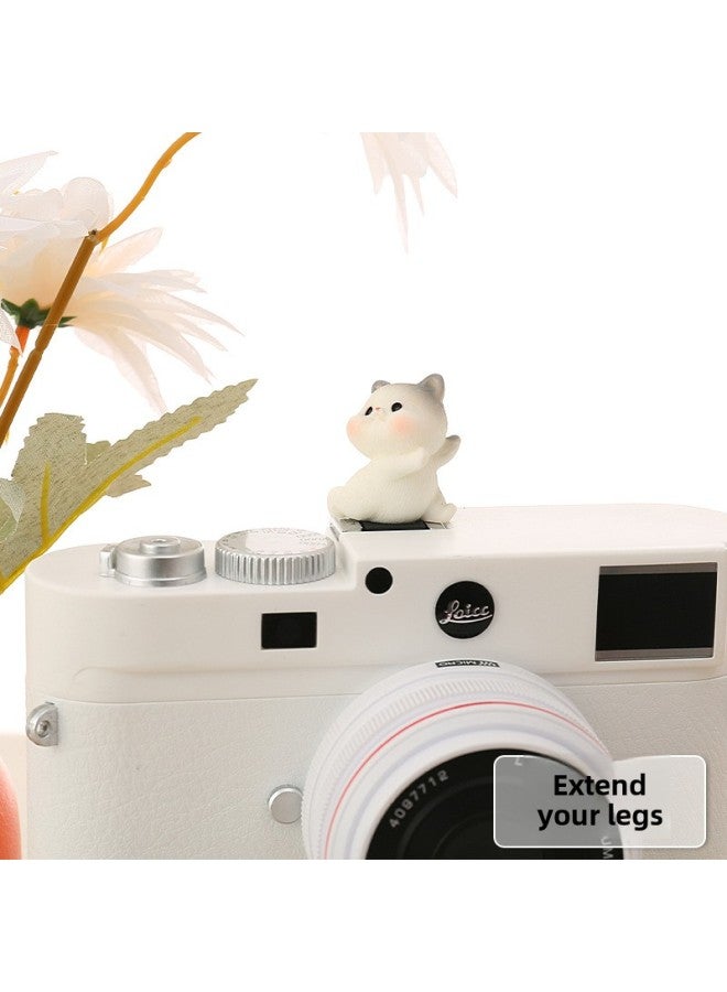 Cartoon Three-dimensional Doll Hot Boots For Canon Sony Fuji Micro SLR Universal Cute Dustproof Protective Cover-Color:Leg Stretch-Cat - Image 1