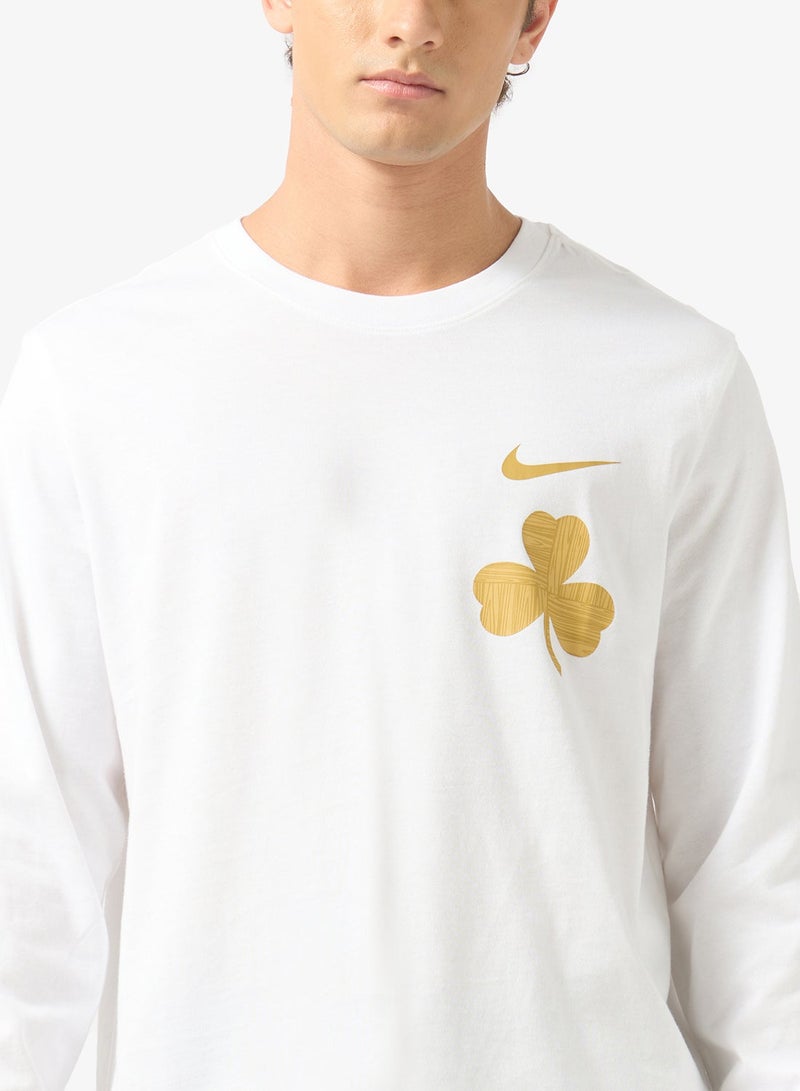 Nike Nba Chicago Bulls Courtside Logo Long Sleeve T-Shirt - Image 3