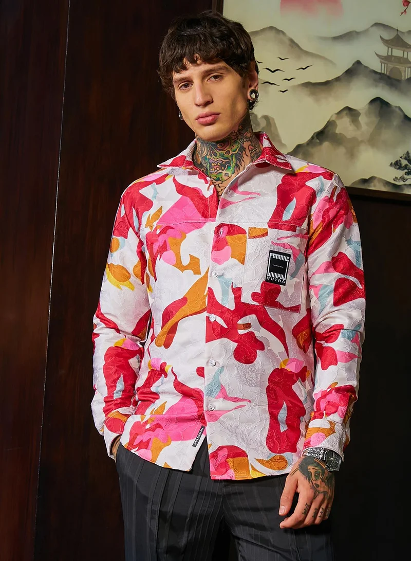 كامبوس سوترا قميص رجالي مريح بنقوش زهور كريمي وأحمر قرمزي