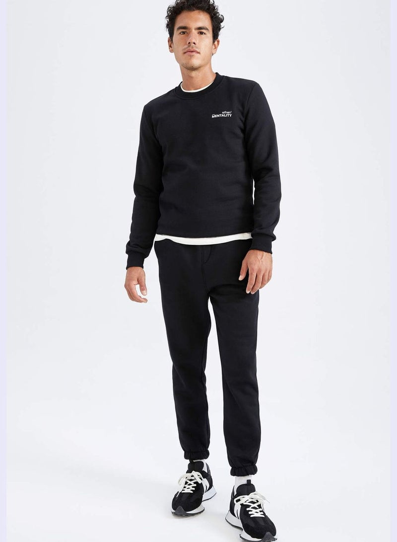 DeFacto Man Slim Fit Crew Neck Knitted Sweat Shirt - Image 2